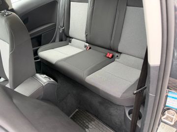 Volkswagen Golf - 9