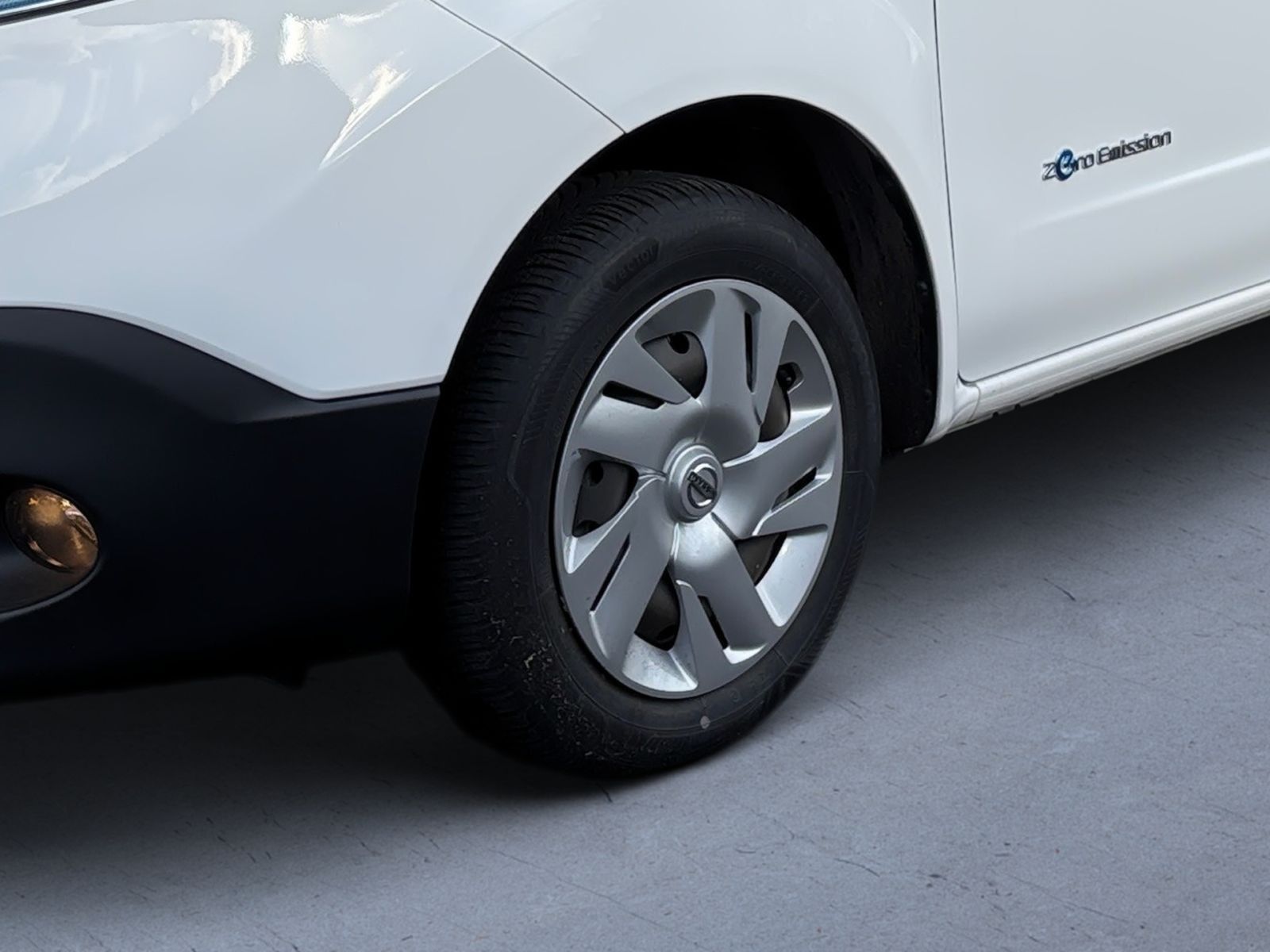 Fahrzeugabbildung Nissan e-NV200 Kasten Premium 40 kw/h *Investitionsboos