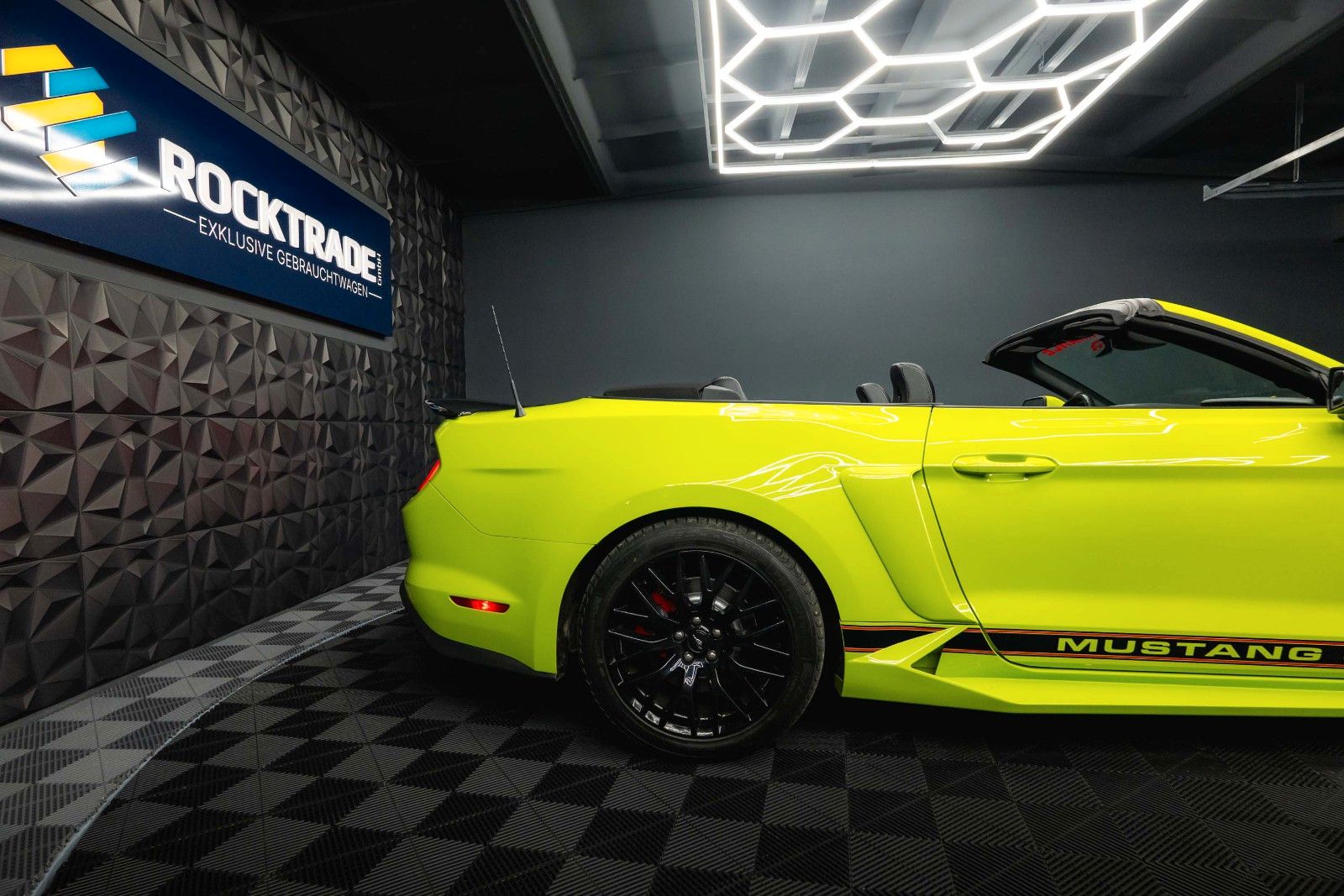 Fahrzeugabbildung Ford Mustang Shelby GT 500 5.0 V8 PREMIUM Performance