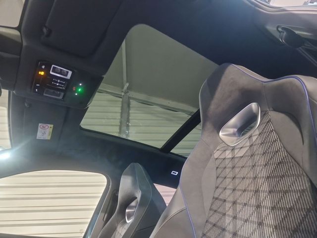 Tiguan 2.0 TDI DSG 4M IQ.LIGHT+NAVI+PANO+HUD+ACC
