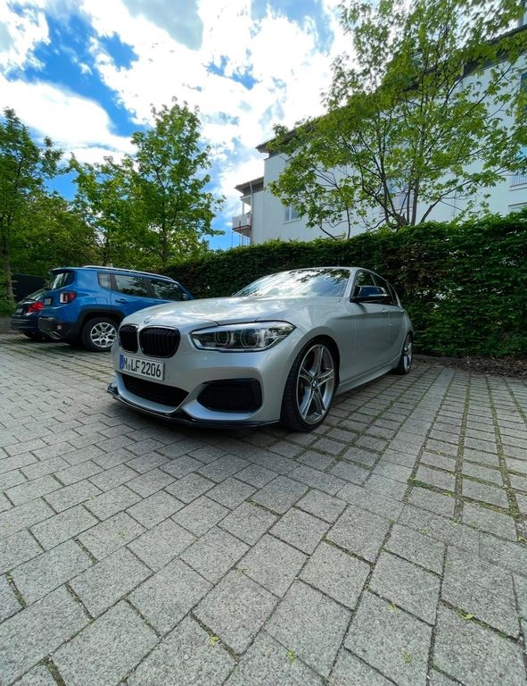 Image of BMW M140i
