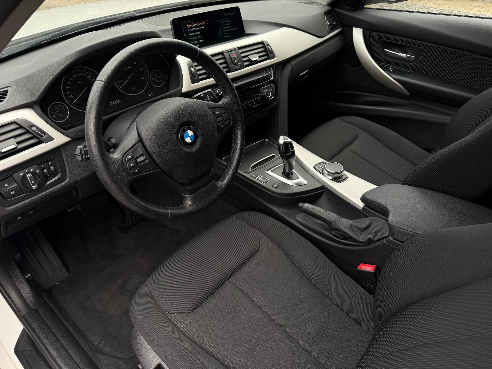 BMW 318d Touring, Aut, Kamera, Scheckh. BMW, TÜV neu