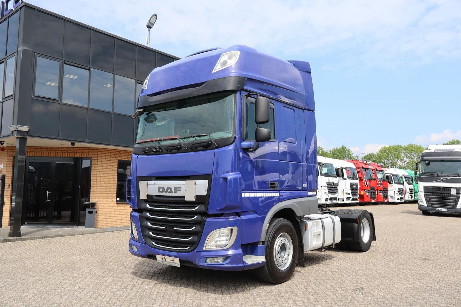 DAF XF 106.460 * EURO6 * 4X2 * 2 TANK * 2 BED * 2017