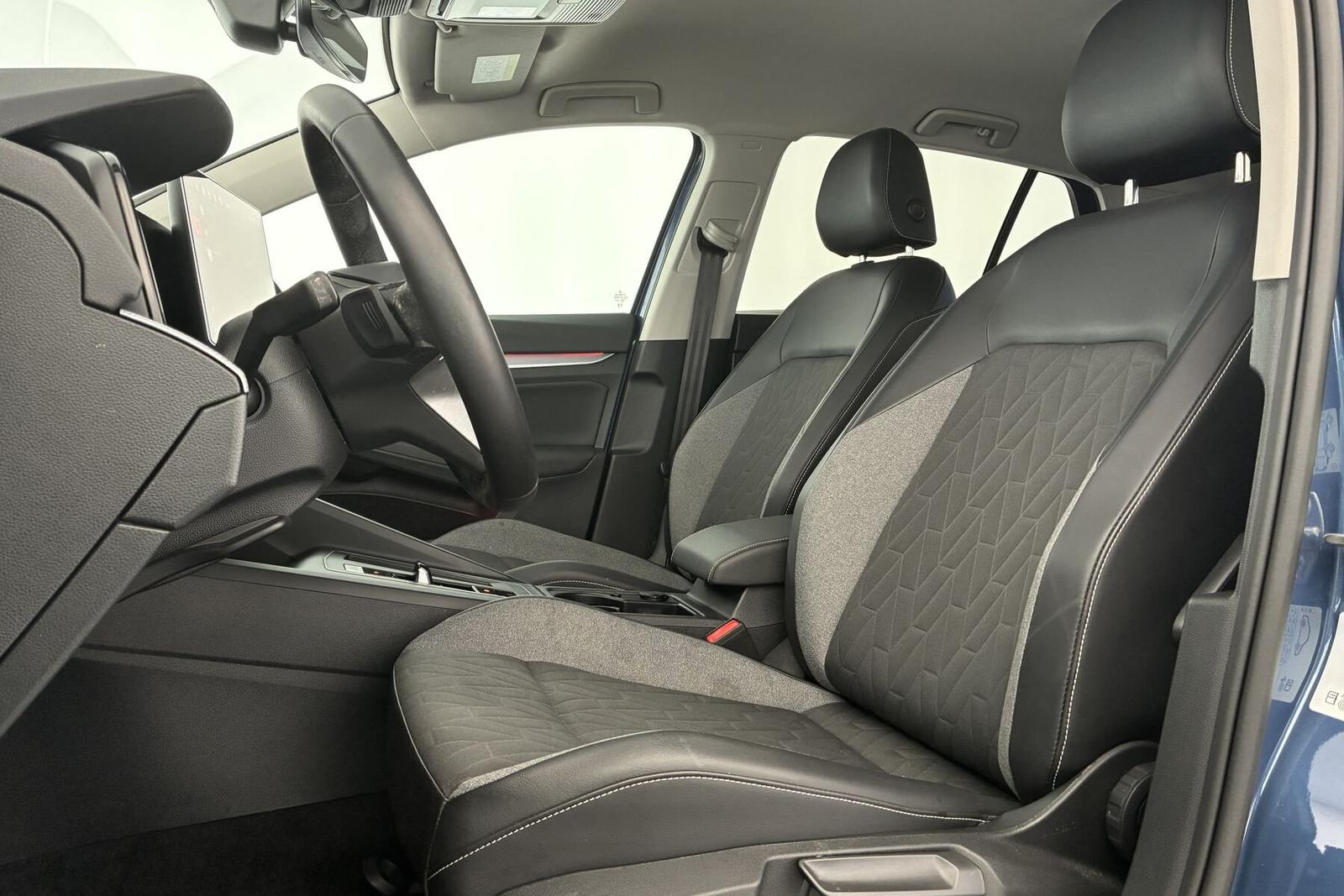 Volkswagen Golf VIII 1.5eTSI Goal IQ.LIGHT NAV Sport-FW AHK, миниатюра 9