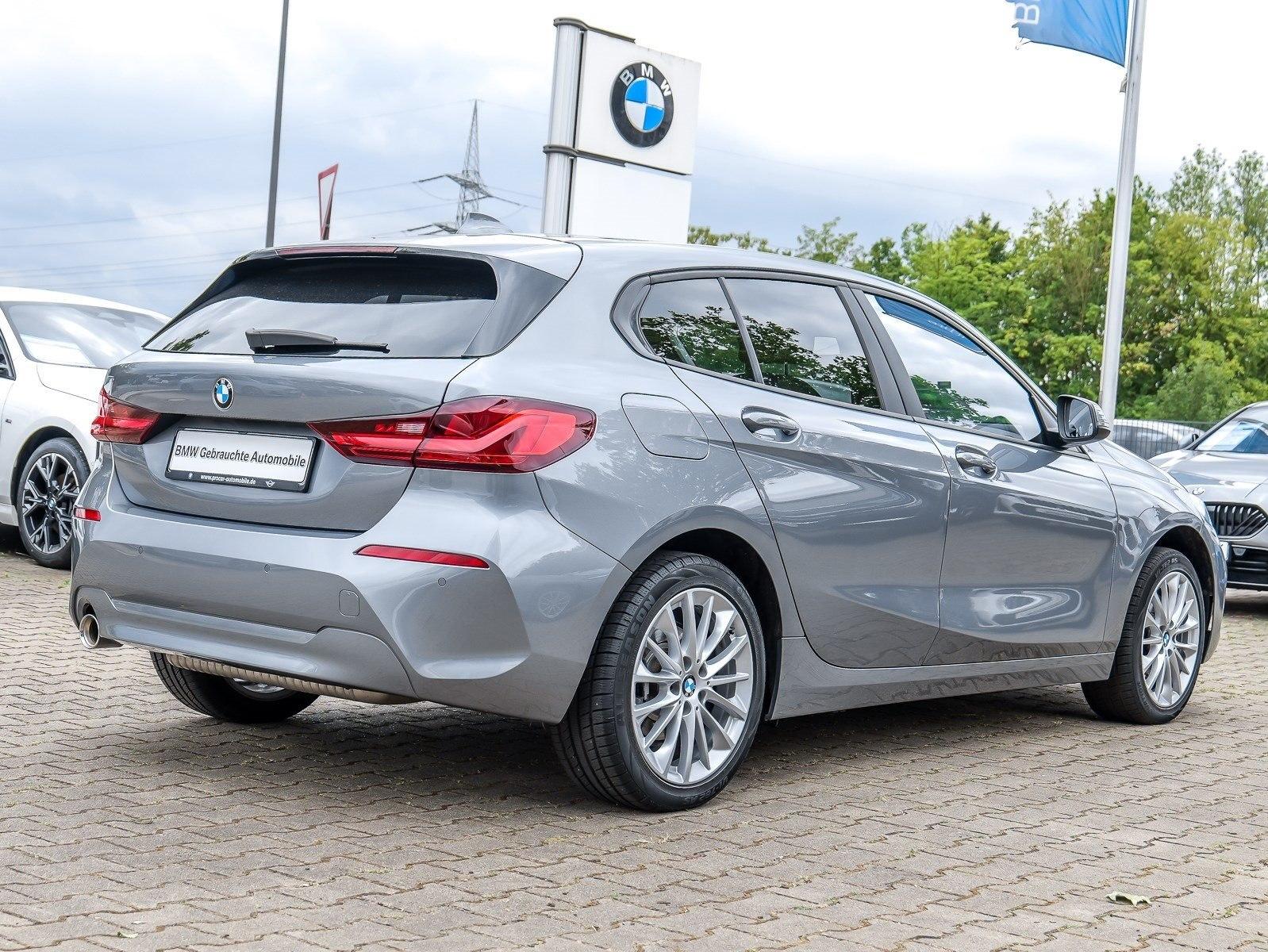 BMW 118i Advantage Navi Live Cockpit Prof PDC LED