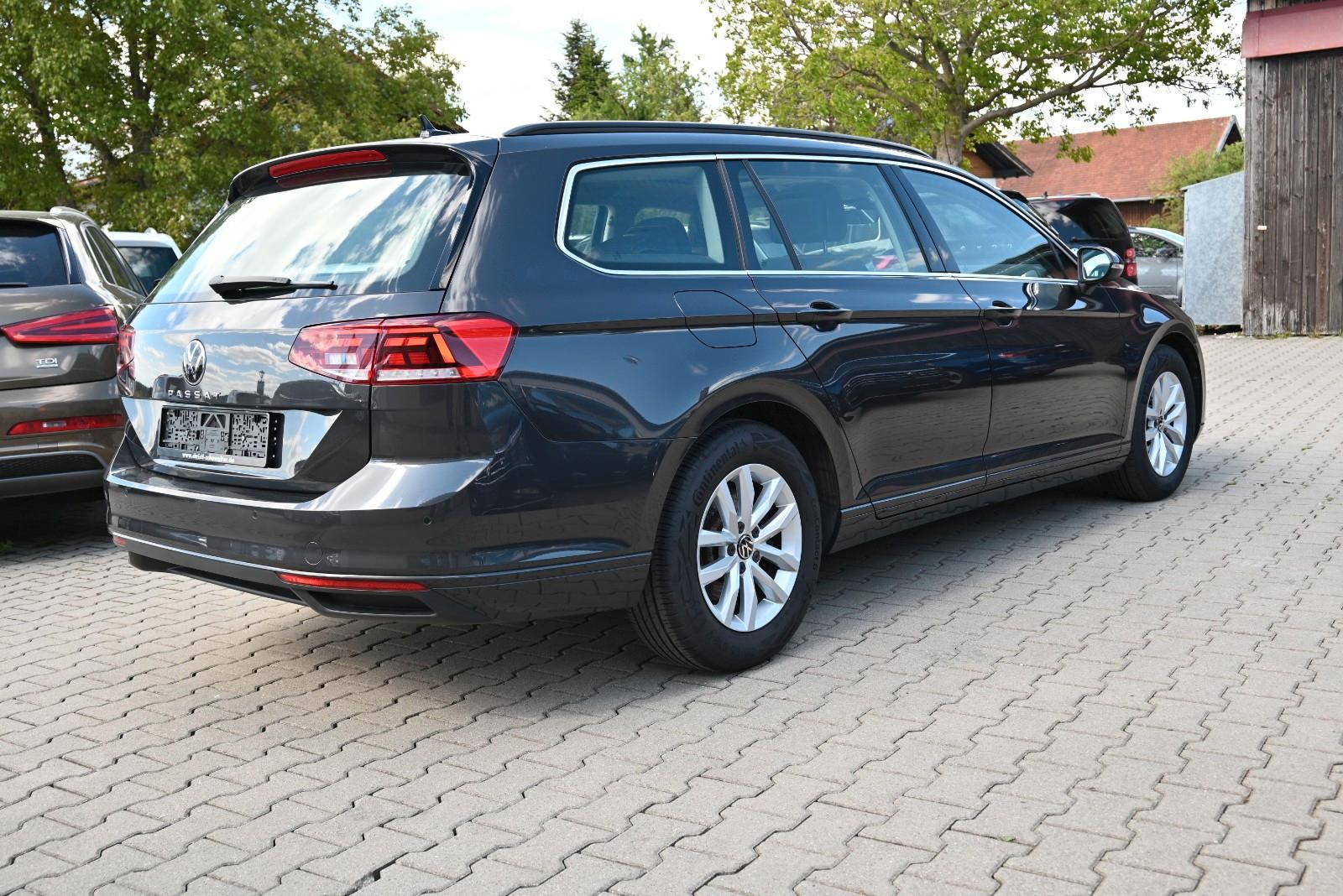 Volkswagen Passat Variant Business/Pano/Virtual C./ACC/Cam.
