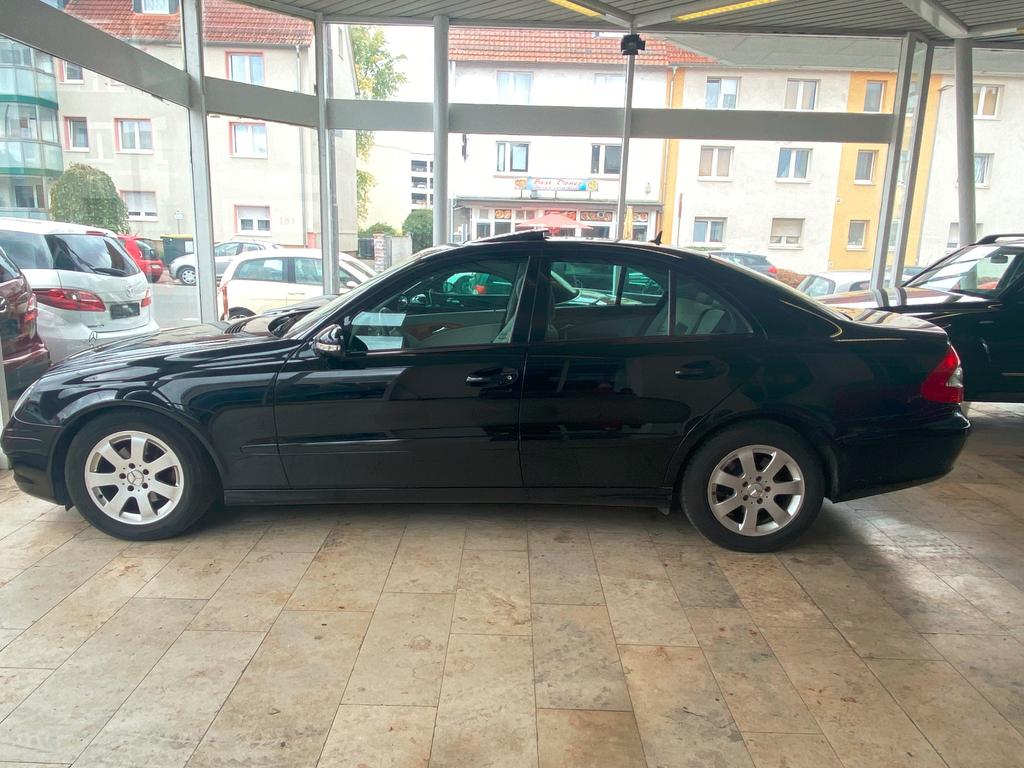 Mercedes-Benz E 320