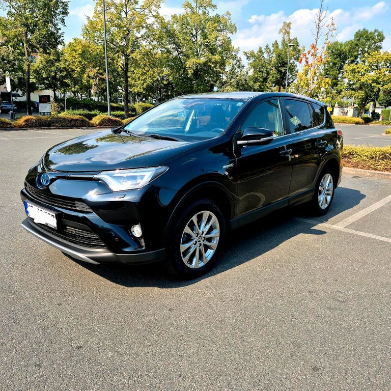 Image of Toyota RAV 4