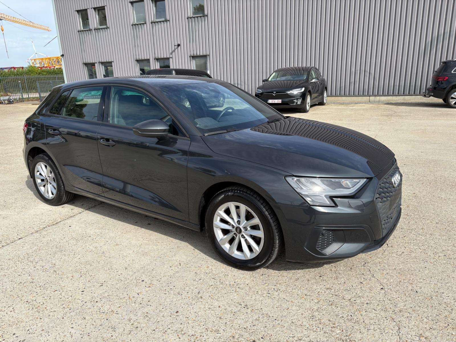 Audi A3 SPORTBACK 1.0L 30 TFSI / S-TRONIC