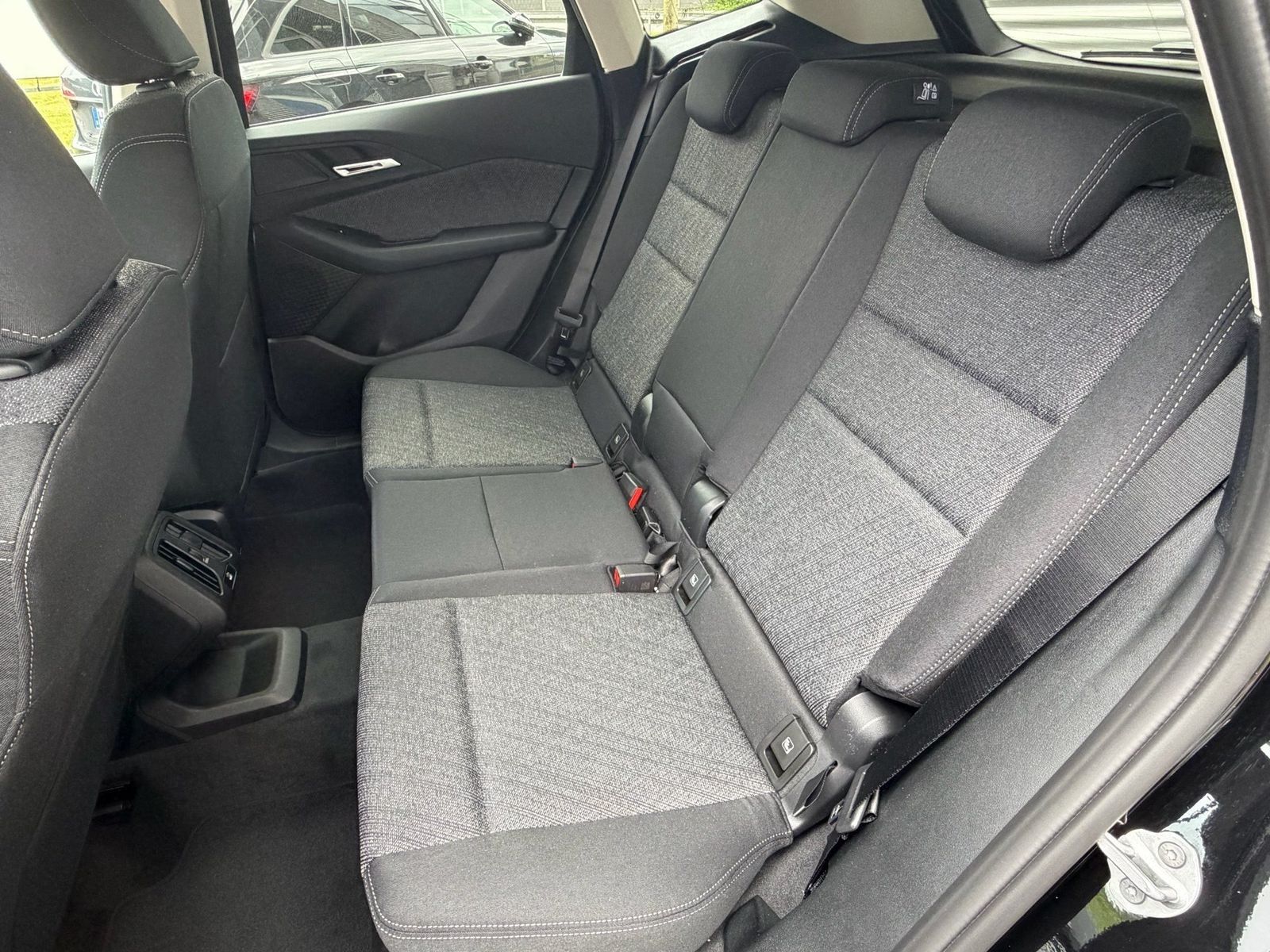 BMW 218 Active Tourer - Bild 13