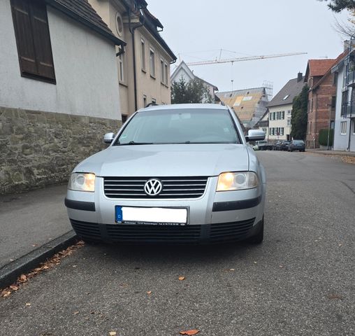 Volkswagen Passat Variant 1.6 Standheizung  Klima Sitzh.