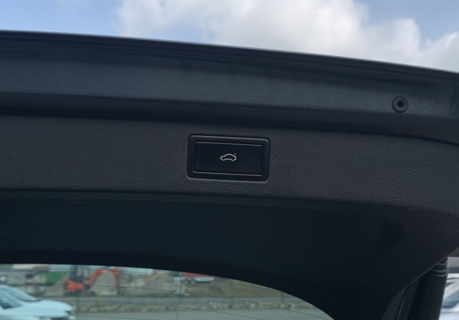 Fahrzeugabbildung SKODA Kamiq 1.6 TDI*Monte Carlo*Pano*Cam*LED*Sound*