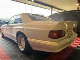 Mercedes-Benz 560SEC - Mercedes-Benz 560 mit Benzin-Antrieb: Coupe