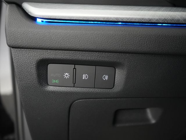 Octavia COMBI TOUR TDI DSG+AHK+KLIMA+NAVI+LED-SC