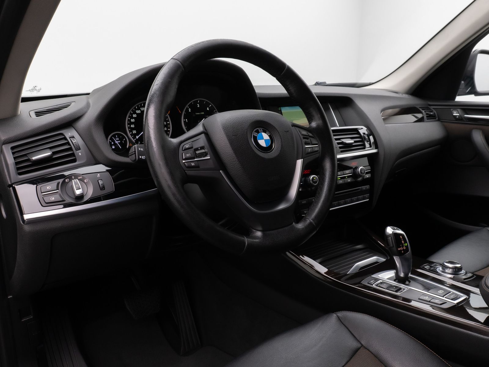 Fahrzeugabbildung BMW X3 xD20d xLine Kamera HUD HiFi Lenkrhz Stndhzg