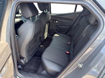 Peugeot 2008 1.2 PureTech 130 GT Kam.+KeyLess+LED+Navi