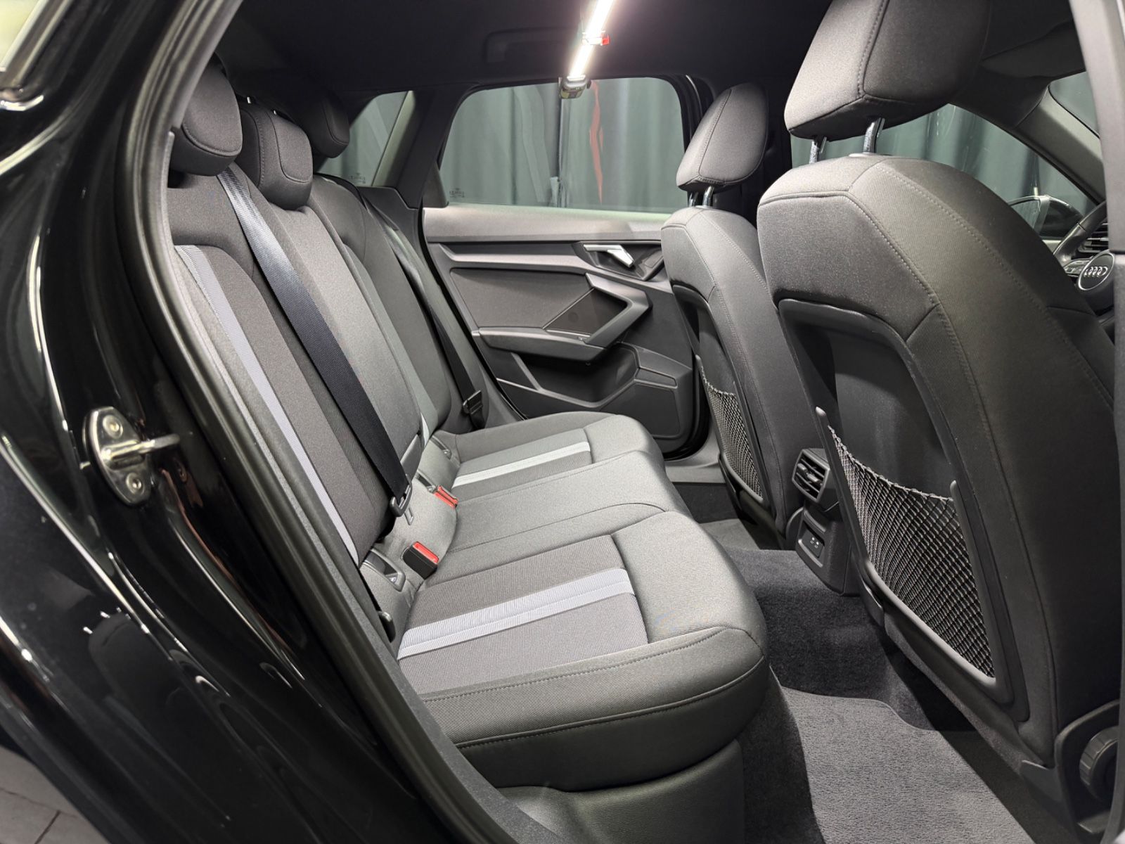 Fahrzeugabbildung Audi Audi A3 35 TDI Sportback advanced|AUTOMATIK|NAVI