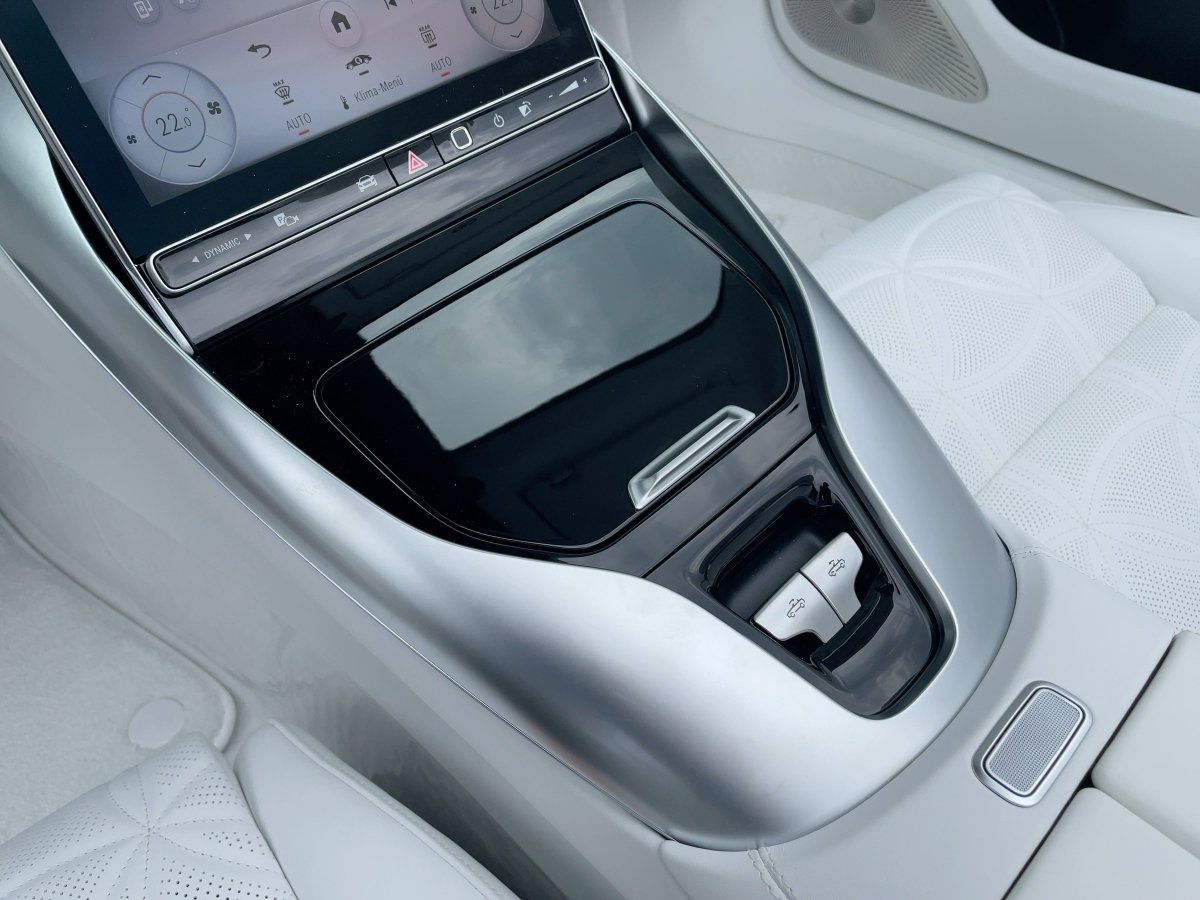 Fahrzeugabbildung Mercedes-Benz SL 680 Maybach MonogramSeries/MB-Pattern/Burm-3D