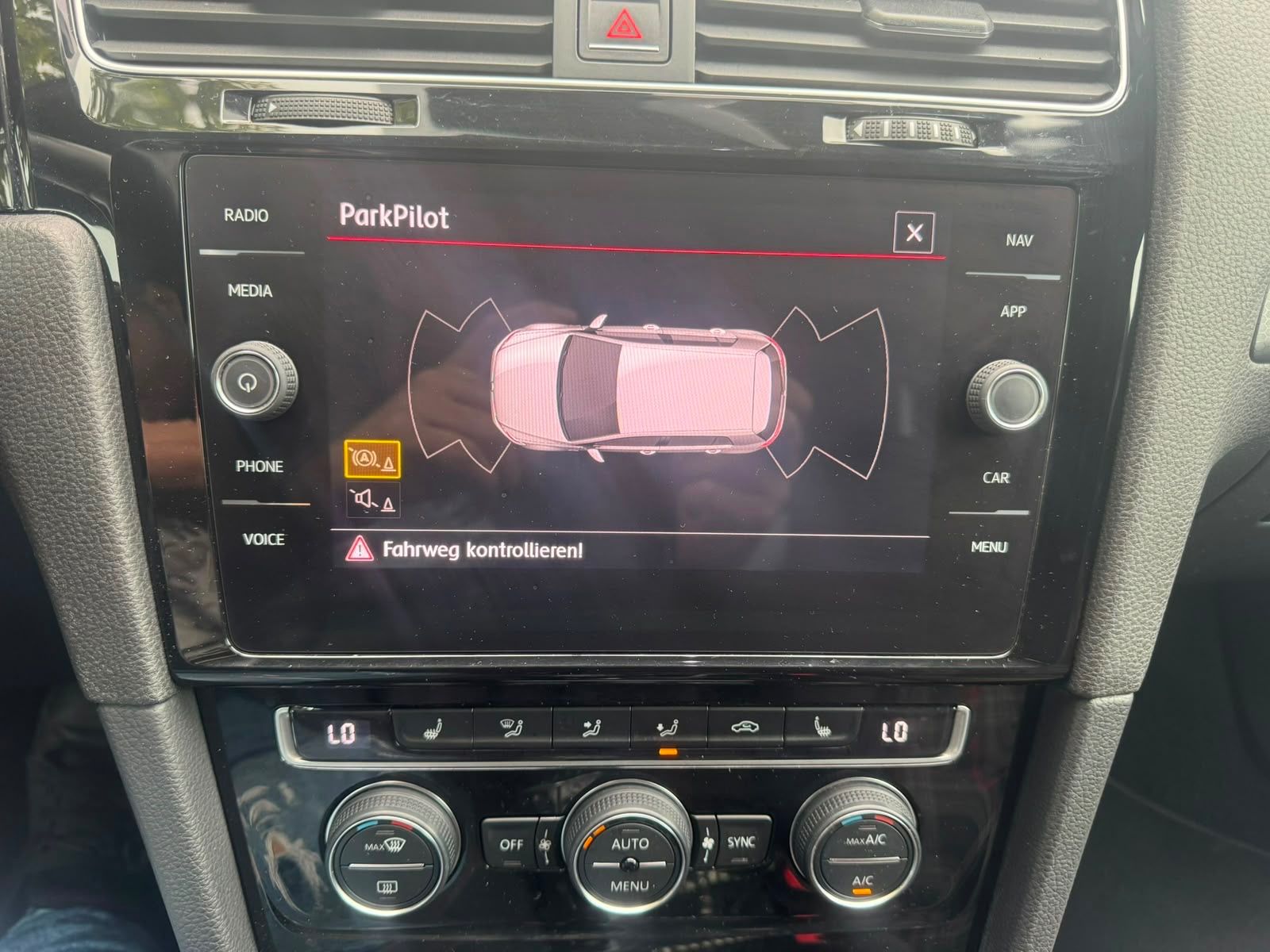 Fahrzeugabbildung Volkswagen Golf VII Lim. GTI BMT/Start-Stopp