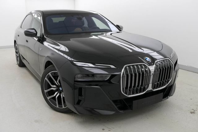 BMW 740 d xDrive M Sport Pano Memory B&W Soft-Close