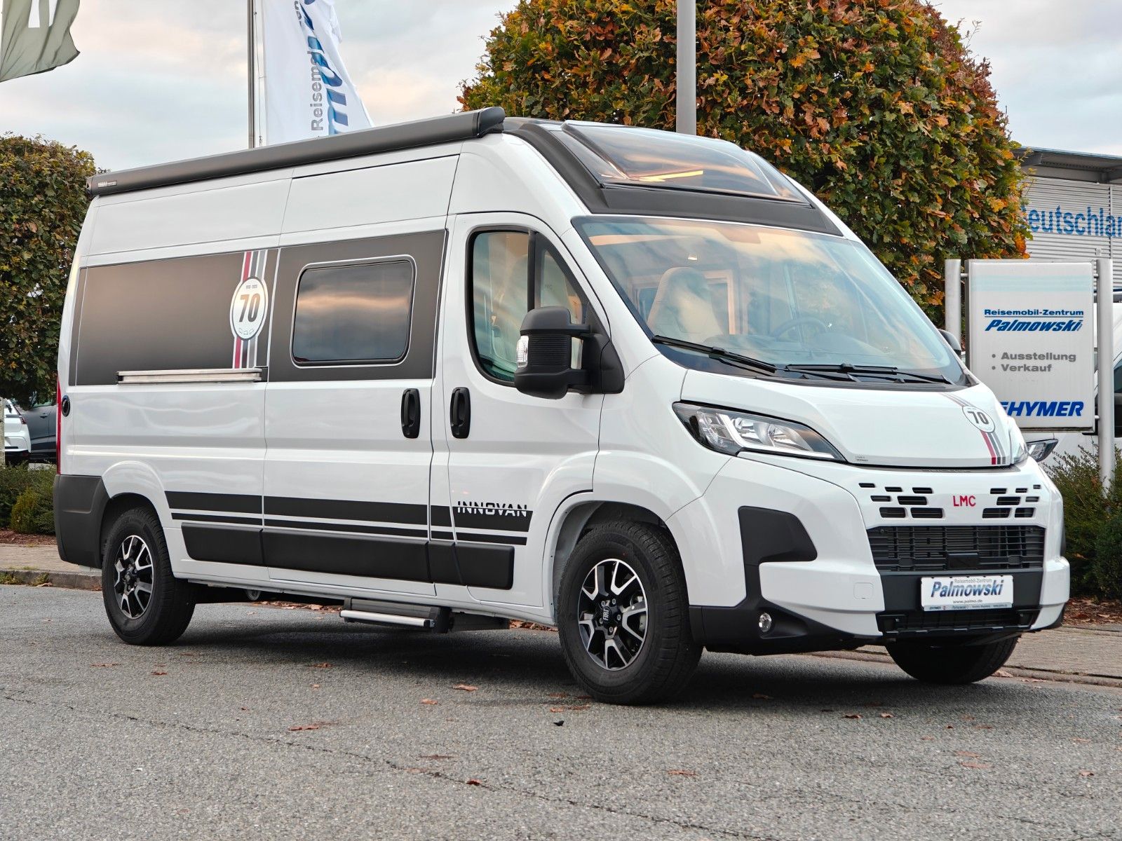 Fahrzeugabbildung LMC Innovan 600 - 603 70 Jahre Modell - SALE! -