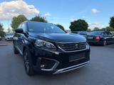 Peugeot 5008 Allure Navi Led 7 Sitzer Euro 6 - Peugeot: Allure