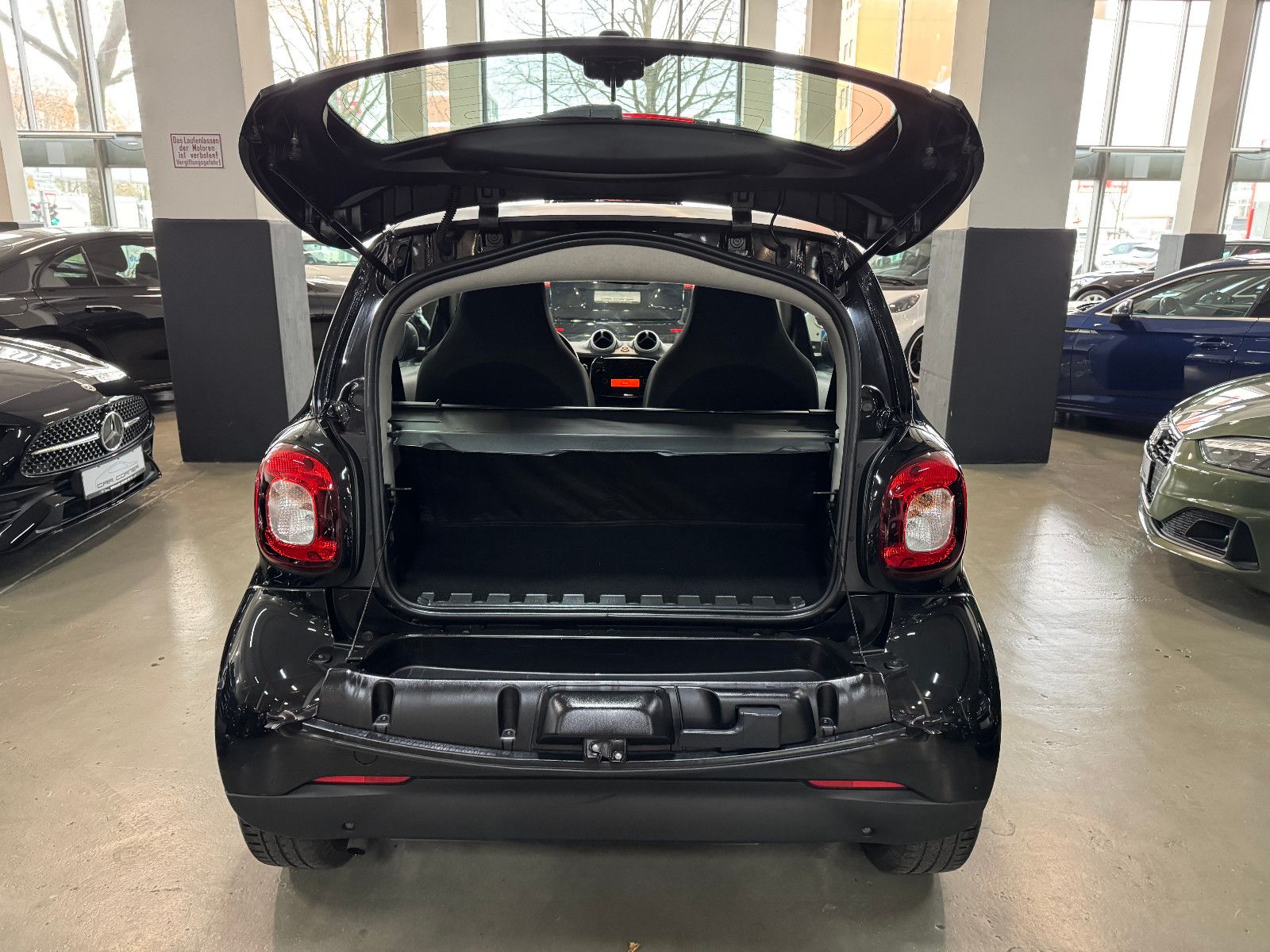 Fahrzeugabbildung Smart ForTwo Coupe 52 KW FACELIFT TEMPOMAT KLIMA SHZT