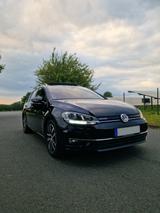 Volkswagen Golf 1.5 TSI ACT BlueM. DSG IQ.Drive St.Hz. PANO
