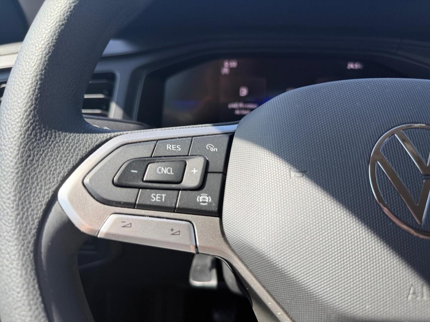 Volkswagen Taigo 1.0 TSI 5-Gang SHZ Einparkhilfe Tempomat, миниатюра 26