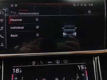 Audi A8 - 12