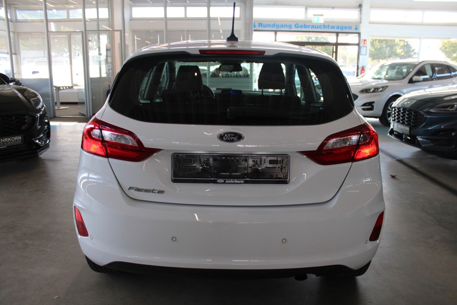 Fahrzeugabbildung Ford Fiesta 1,5 TDCi Cool & Connect 5-trg NAVI LED
