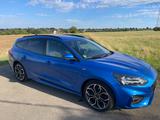Ford Focus ST-Line|Sportfahrwerk|8-fach bereift - Ford Focus: Kombi, Sport