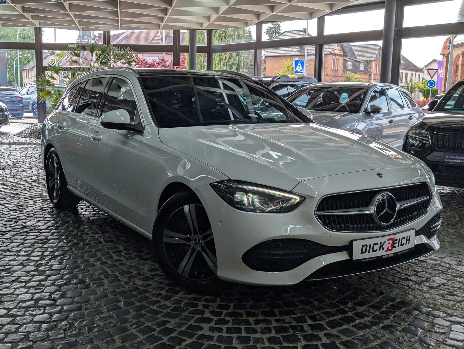 Mercedes-Benz C 200 d T Avantgarde AHK PANO MBUX LEDER BURMEST