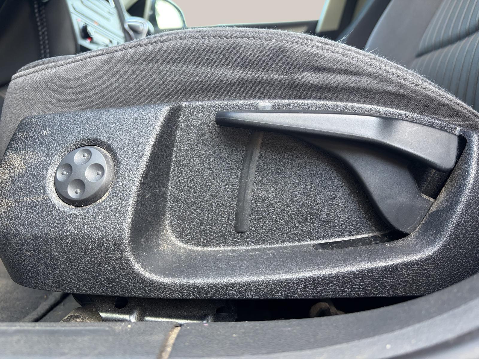 Audi A4 2008 — photo 36