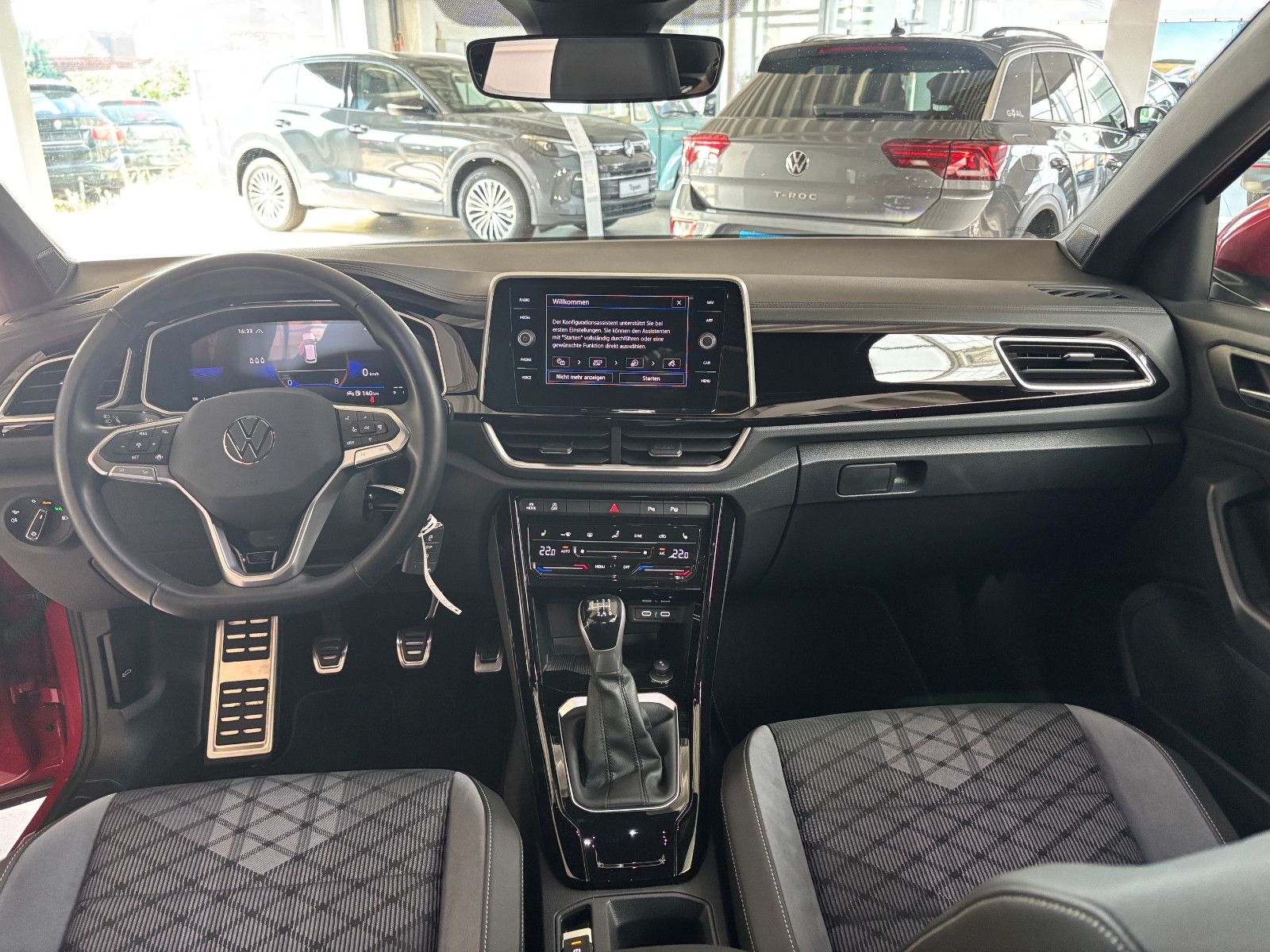 Fahrzeugabbildung Volkswagen T-Roc R-Line 1.0 TSi +AHK +Kamera +ACC +LED Plus
