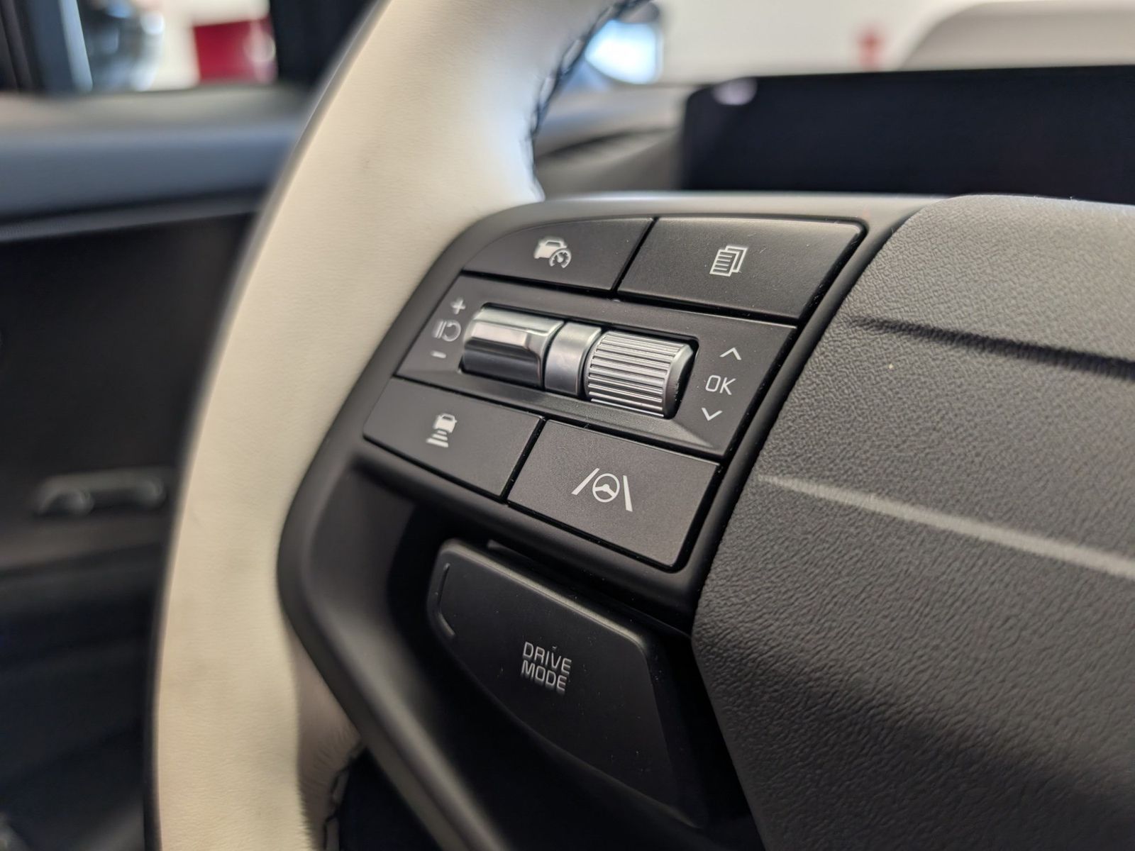 KIA Sportage  1.6 T-GDI 2WD DCT GT-Line Sound – Bild 32