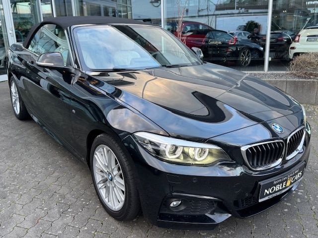 Fahrzeugabbildung BMW 230i Cabrio M Sport LED NAVI ALU