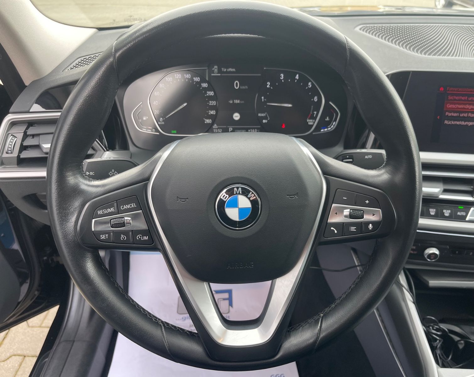 BMW 318 i Limousine Advantage Heckspoiler M-Felgen foto 14