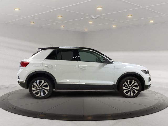 T-Roc Active 1,5 TSI  110 kW LED, Navi, ACC, SHZ