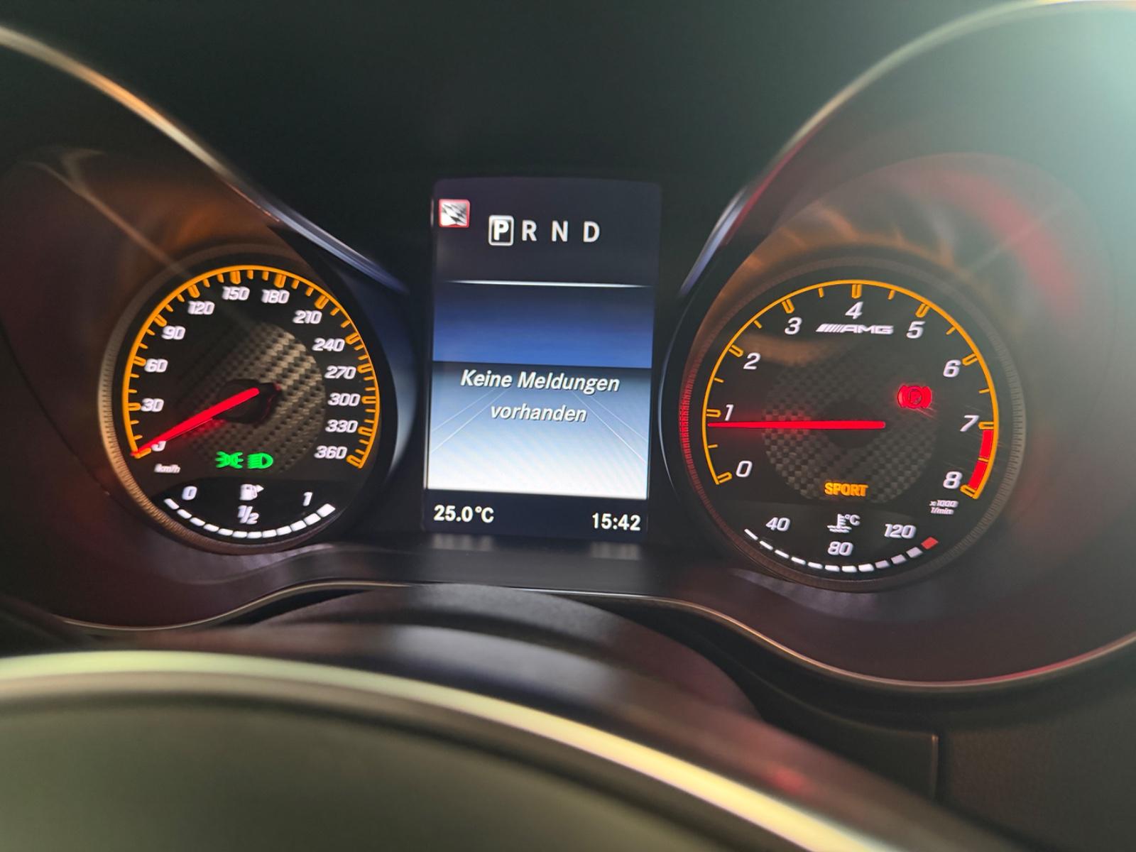 Mercedes-Benz AMG GT S Coupe V8*ACC*PERFORMANCE*BUR*DYNAMIC+