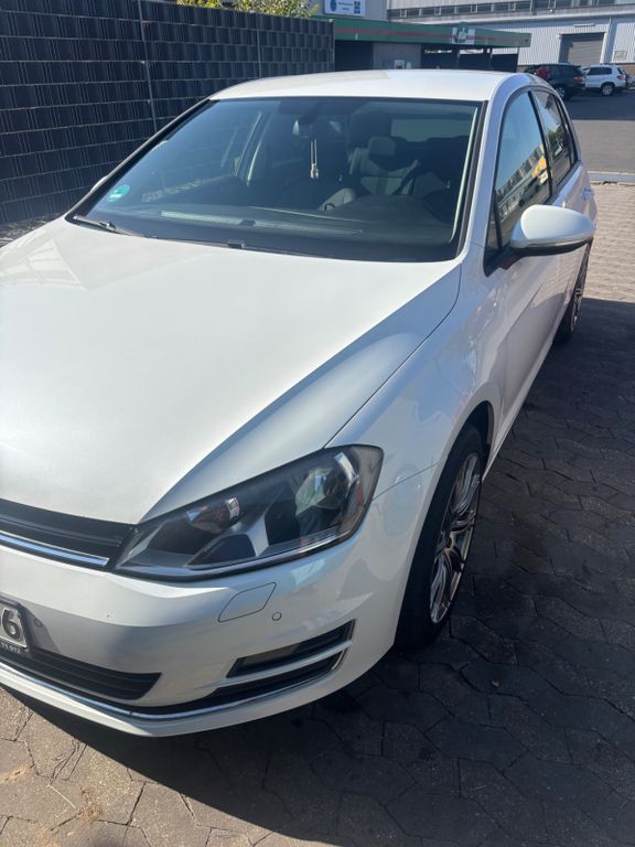 Image of Volkswagen Golf