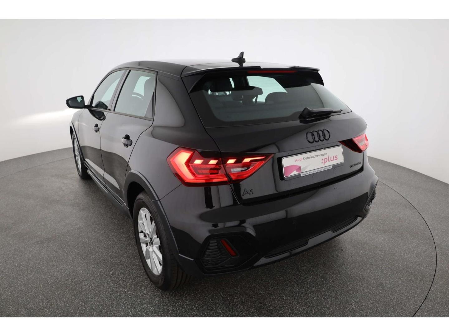 Audi A1 allstreet 30 TFSI S line S-Tronic NAV/LED, миниатюра 7