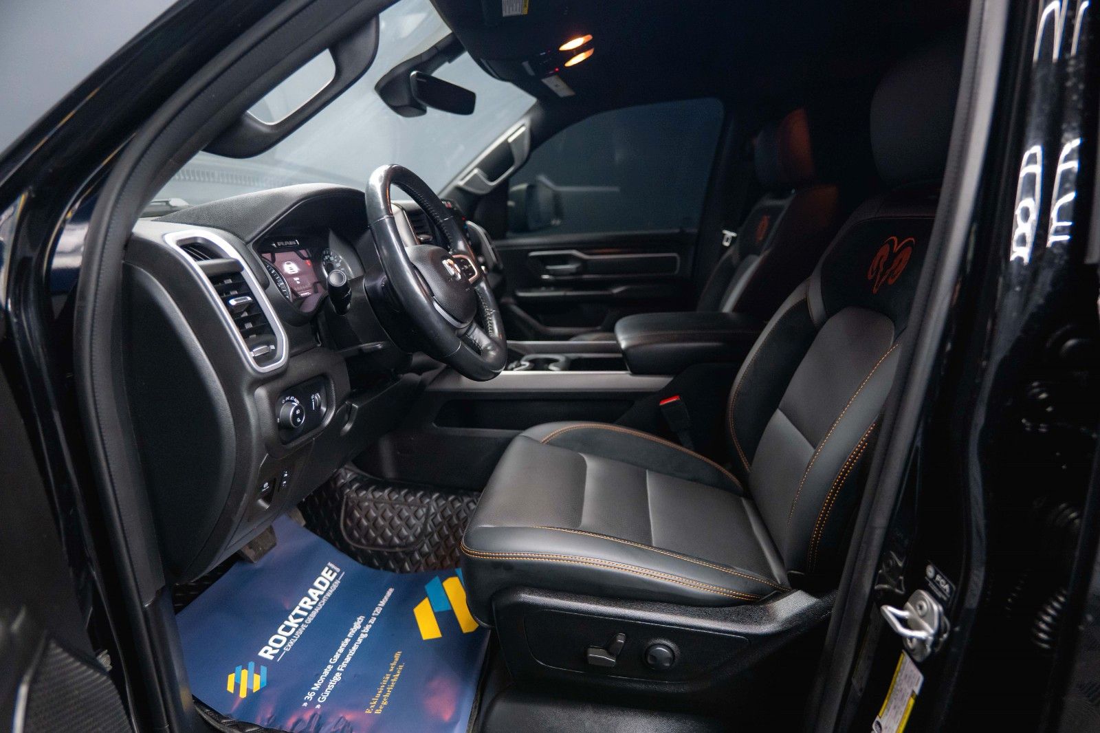 Fahrzeugabbildung Dodge RAM 5.7 V8 HEMI 4x4 OFFROAD Night Limited 19%