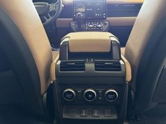 Foto Nummer 17: LAND ROVER Defender