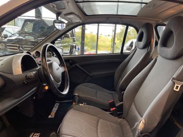 MYAUTOCENTER – Gebraucht- und Jahreswagen mit Werkstattservice in Pfaffenhofen Smart ForTwo fortwo coupe Basis *Radio*Klima*