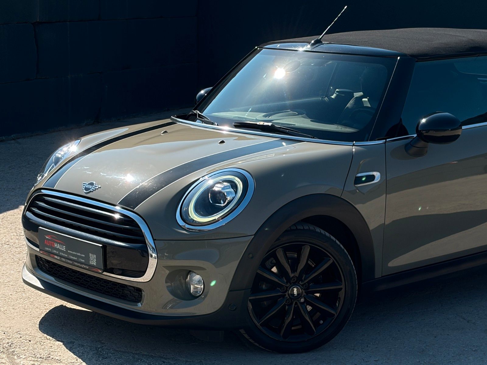 Fahrzeugabbildung MINI Cooper Cabrio SHZ PDC 2Z Klima Navi CarPlay LED
