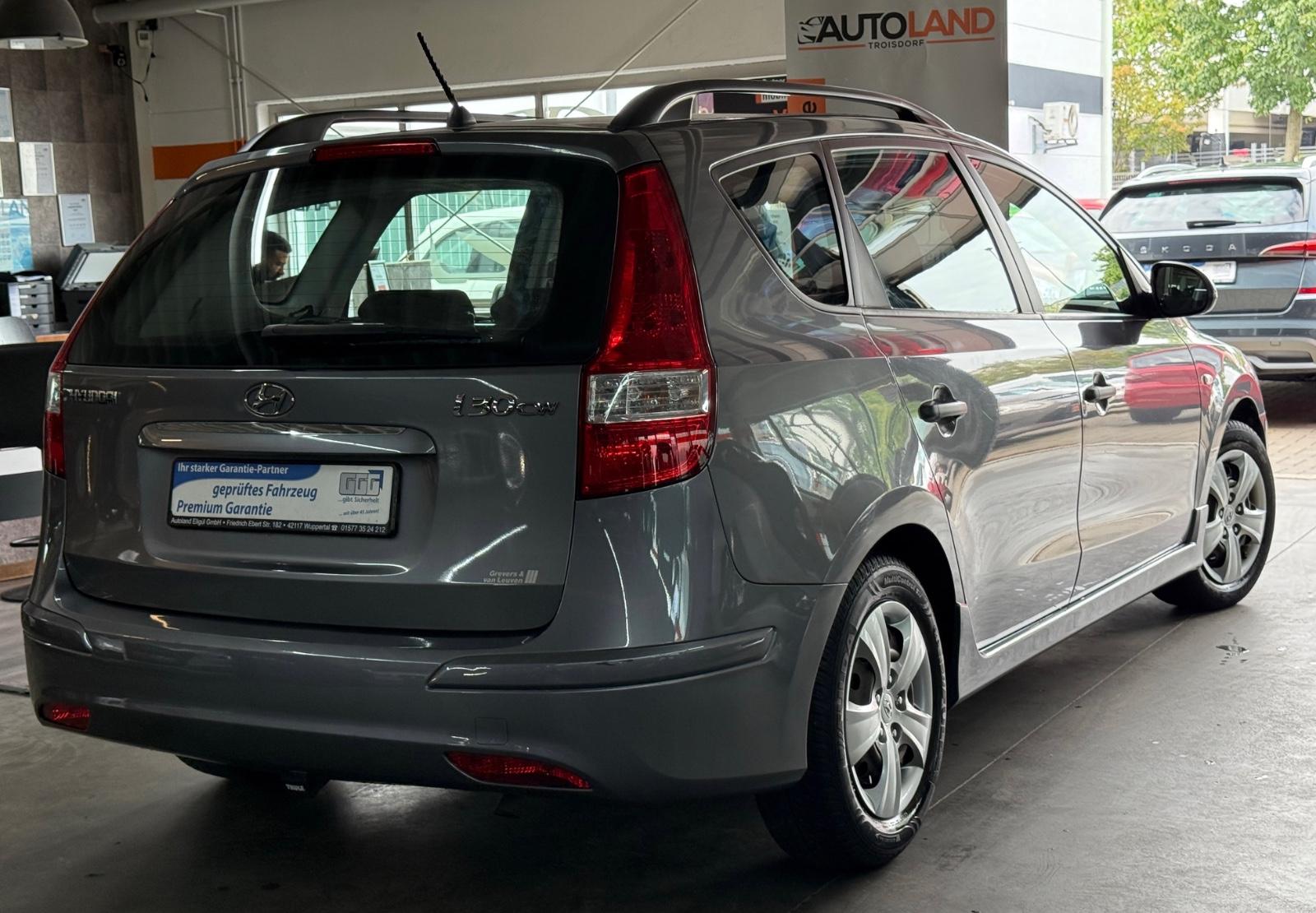 Hyundai i30 2012 — photo 9
