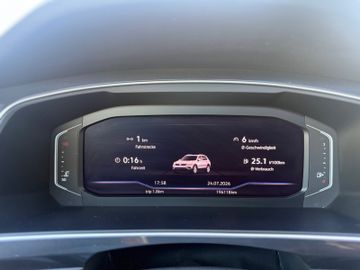 Volkswagen Tiguan - 12