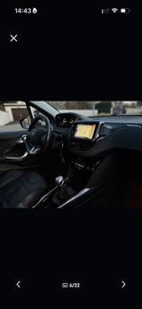 Peugeot 2008 Allure PureTech 130 Allure(Panaromadach) - Peugeot 2008 von privat
