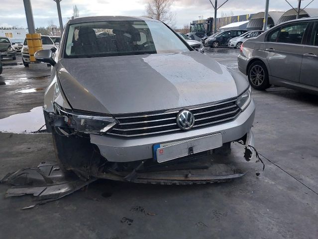 Volkswagen PASSAT SW 1.6 TDI 120 DSG